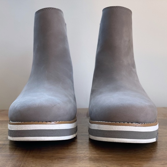 Cole Haan ZERØGRAND City Wedge Suede Chelsea Boot Charcoal Gray - Picture 2 of 9